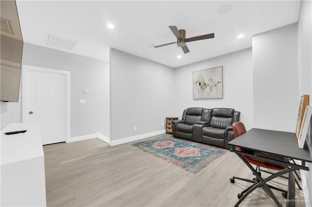 7011 N 3rd Street, Mcallen, TX 78504