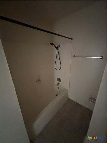 503 E Beeline Lane 4, Harker Heights, TX 76548