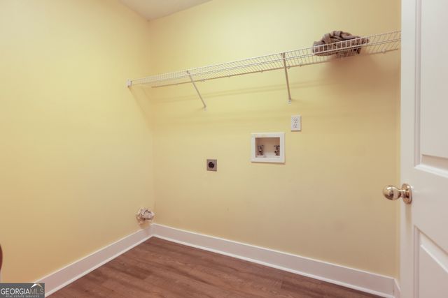 305 Brook Hollow Drive, Mcdonough, GA 30252