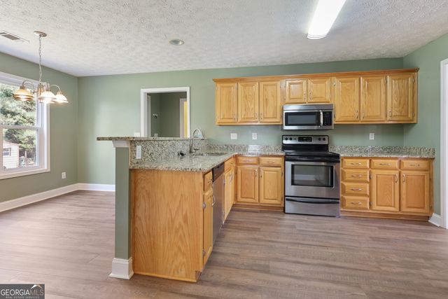 305 Brook Hollow Drive, Mcdonough, GA 30252