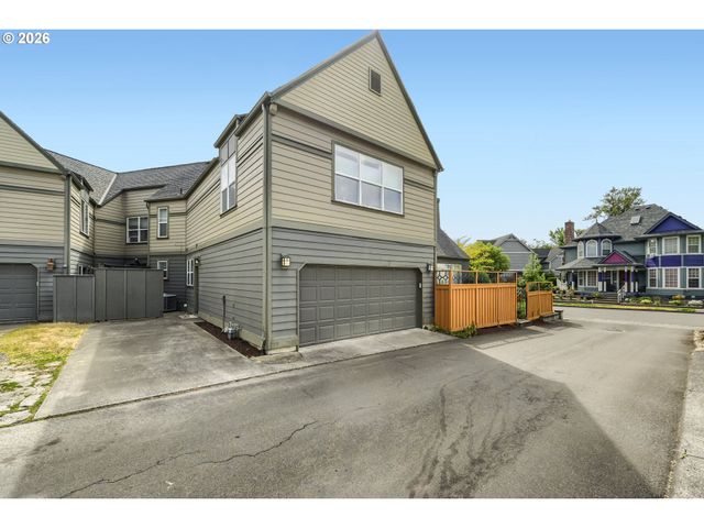 21999 Ne PARK Ln, Fairview, OR 97024