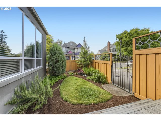 21999 Ne PARK Ln, Fairview, OR 97024