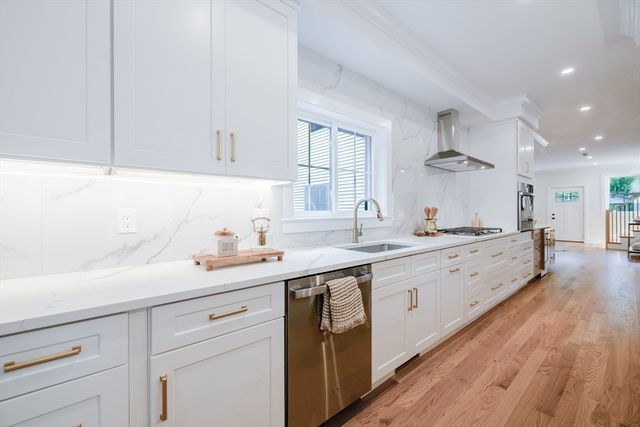 583 Fletcher St, Northbridge, MA 01588