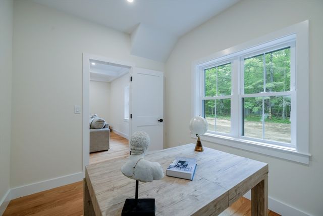 583 Fletcher St, Northbridge, MA 01588