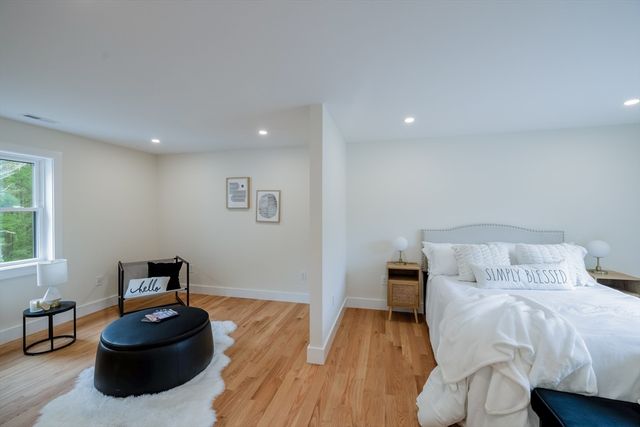 583 Fletcher St, Northbridge, MA 01588