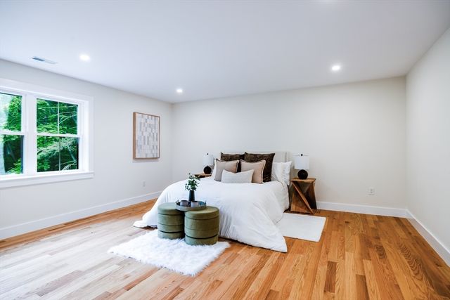 583 Fletcher St, Northbridge, MA 01588