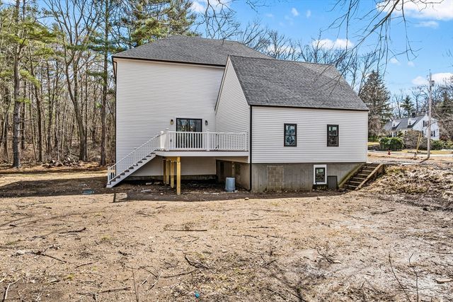 583 Fletcher St, Northbridge, MA 01588