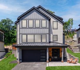11 Mary Kenney Way, Medford, MA 02155