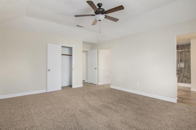 2716 Pine Cone Lane Corner, Pearland, TX 77581
