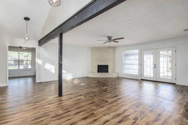 2716 Pine Cone Lane Corner, Pearland, TX 77581