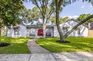 2716 Pine Cone Lane Corner, Pearland, TX 77581