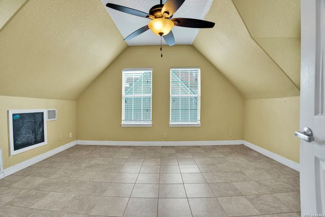 1615 W Commerce St, San Antonio, TX 78207