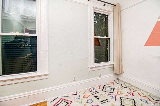 148 Clairmonte Avenue, Syracuse, NY 13207