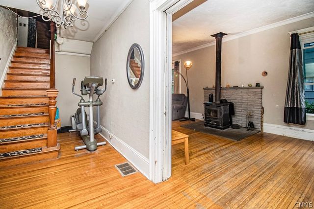148 Clairmonte Avenue, Syracuse, NY 13207