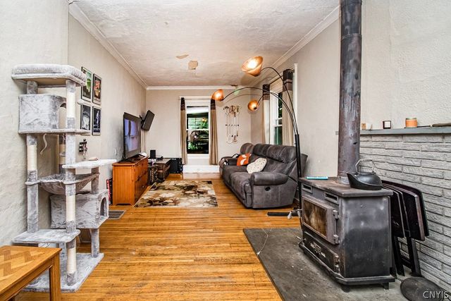 148 Clairmonte Avenue, Syracuse, NY 13207
