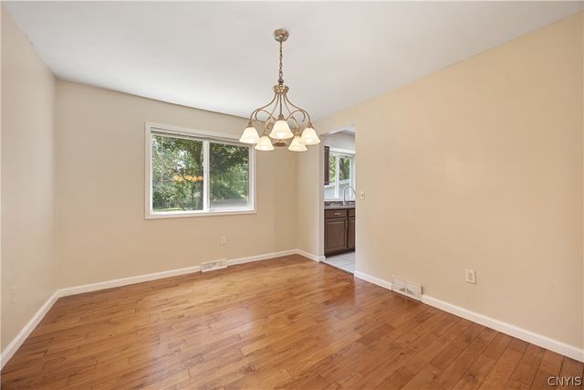 204 Donlin Drive, Salina, NY 13088