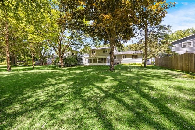 204 Donlin Drive, Salina, NY 13088