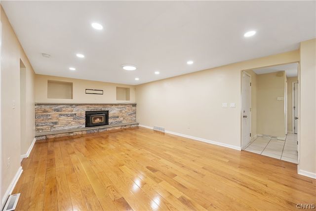 204 Donlin Drive, Salina, NY 13088