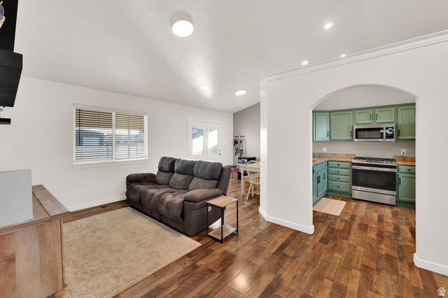 4277 W 5250 S, Roy, UT 84067