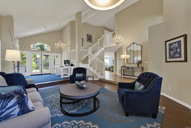 3733 Southridge Way, Oceanside, CA 92056