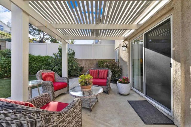 3733 Southridge Way, Oceanside, CA 92056