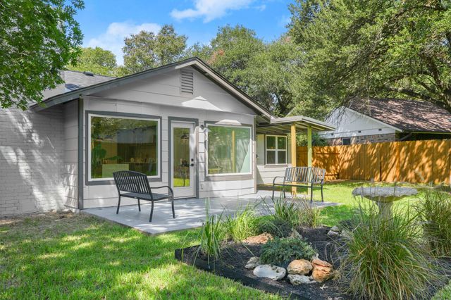 1400 S Meadows DR, Austin, TX 78758