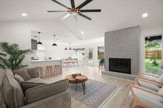 1400 S Meadows DR, Austin, TX 78758