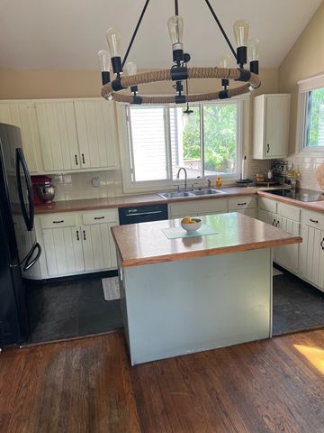 6617 Flushing Road, Flushing, MI 48433