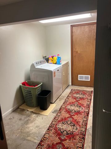 6617 Flushing Road, Flushing, MI 48433