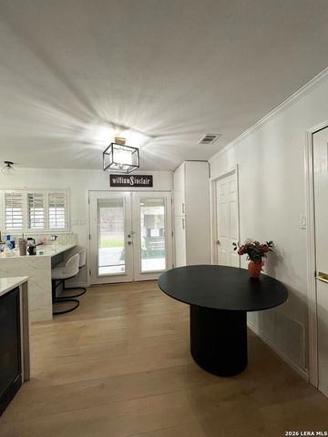 305 Jeanette, Converse, TX 78109