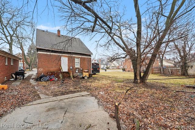 14848 Lesure Street, Detroit, MI 48227