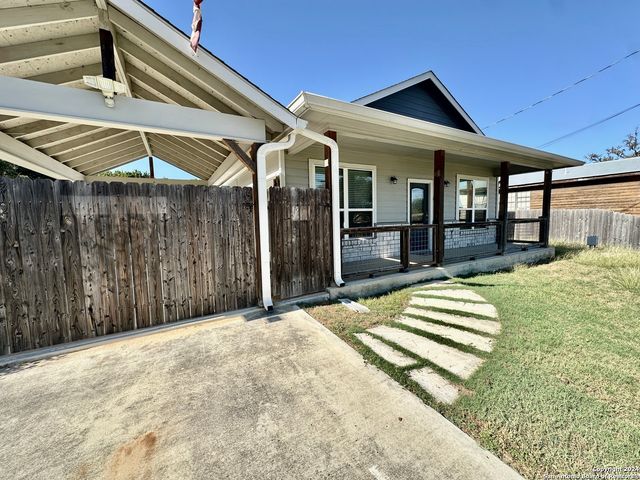 2029 BLUERIDGE DR, Canyon Lake, TX 78133