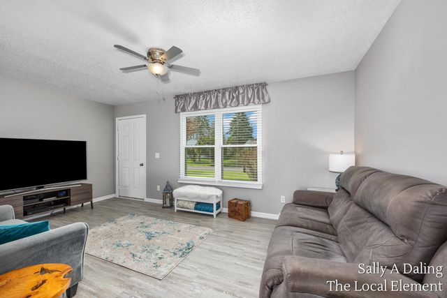 808 E Grant Street, Greenville City, MI 48838
