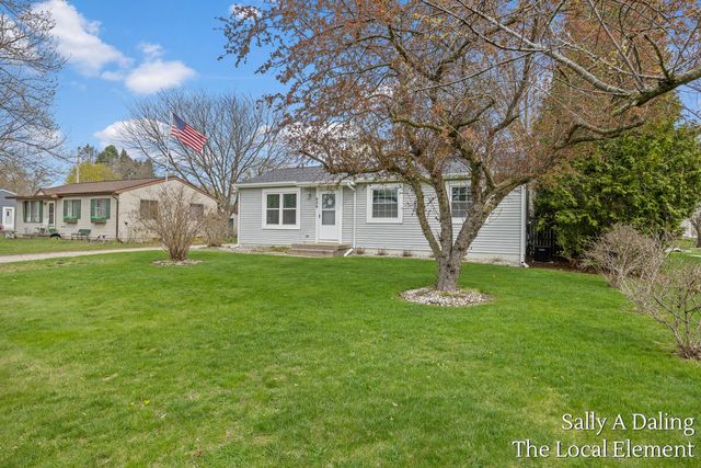 808 E Grant Street, Greenville City, MI 48838