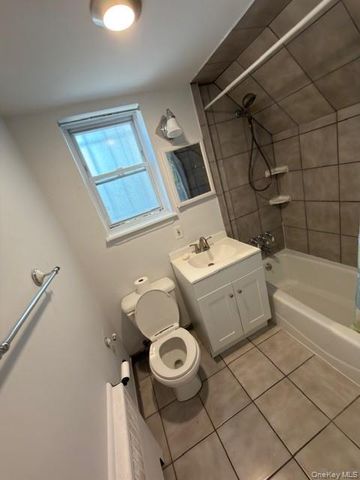 195-27 37 Ave First Fl, Flushing, NY 11358