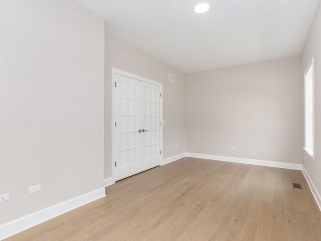 1431 Somerset Place, Barrington, IL 60010