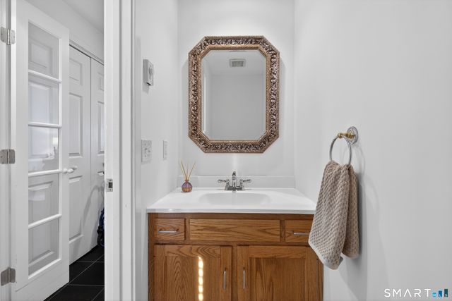 14 Centre Village Drive 14, Madison, CT 06443