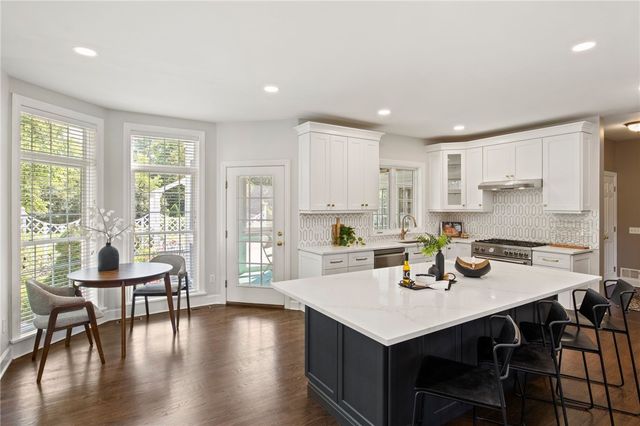 2 Esker Rise, Victor, NY 14564