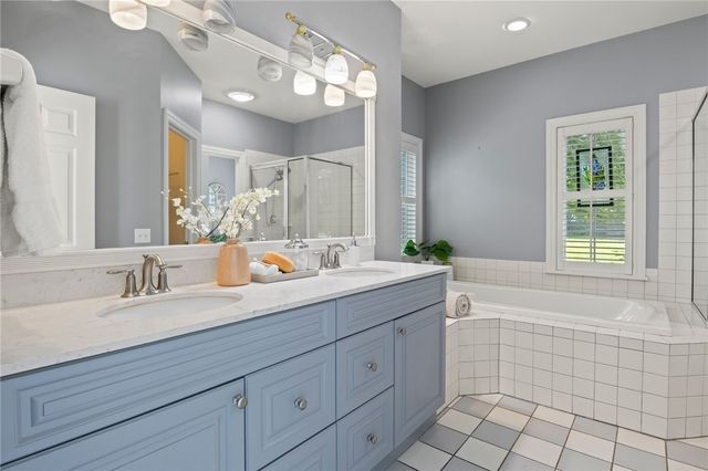 2 Esker Rise, Victor, NY 14564