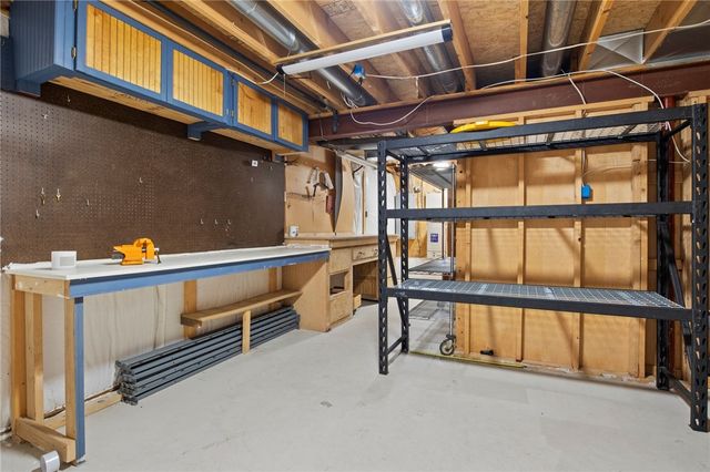 2 Esker Rise, Victor, NY 14564