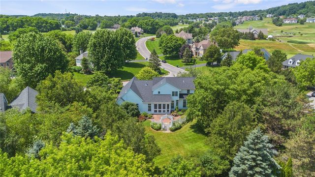 2 Esker Rise, Victor, NY 14564