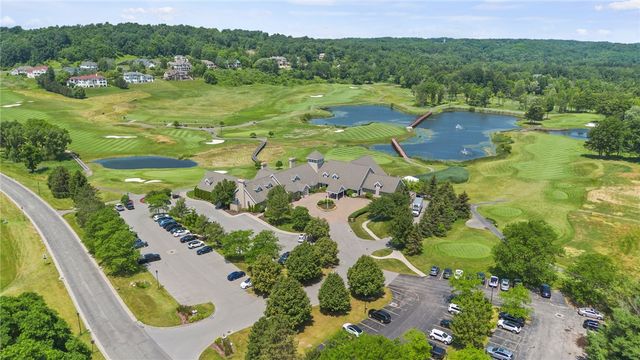 2 Esker Rise, Victor, NY 14564