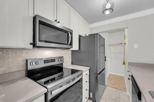 266 Alexandra Unit 11, Mount Pleasant, SC 29464