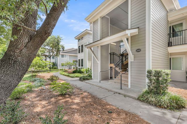 266 Alexandra Unit 11, Mount Pleasant, SC 29464