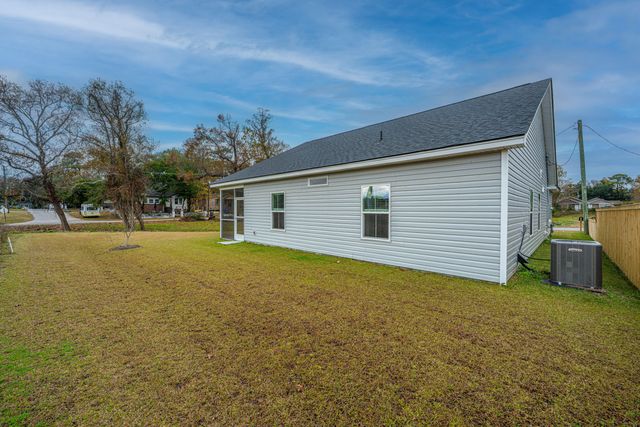 3005 Harvey Avenue, North Charleston, SC 29405