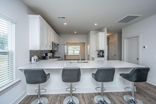 3005 Harvey Avenue, North Charleston, SC 29405