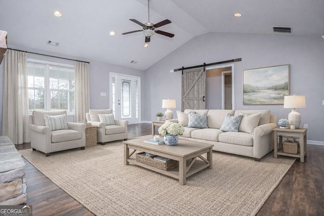 450 Horseshoe Bend, Carrollton, GA 30116