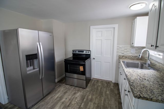 40-42 Holly St, Lawrence, MA 01841