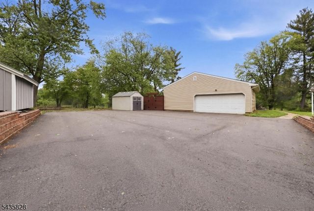 25 King George Rd, Warren Twp., NJ 07059