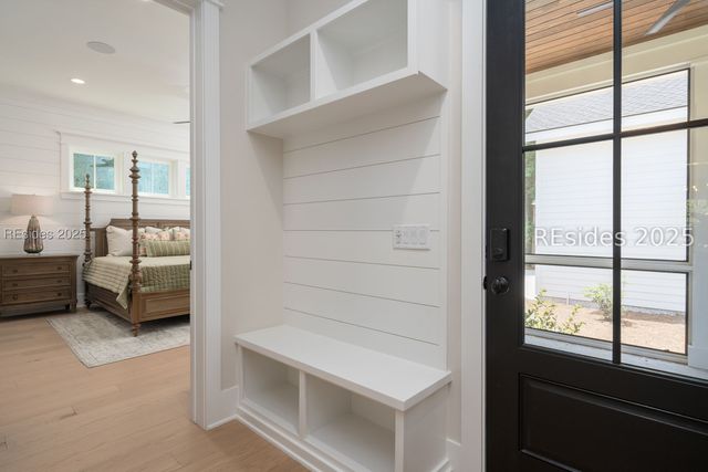 20 Millers Pond Dr, Beaufort, SC 29907